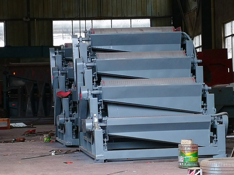 桂林洗矿机在矿山机械覆盖设备面较广