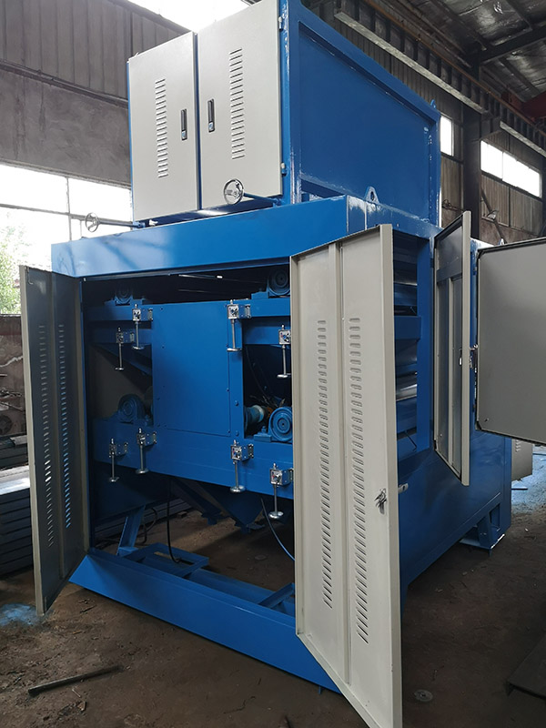 四辊筒高压电选机